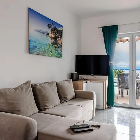Apartments Strand * Vir