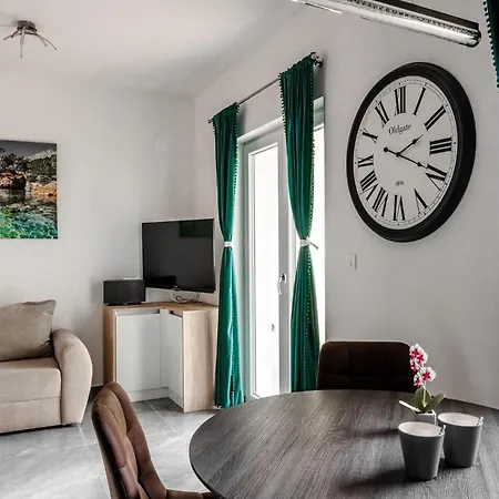 Apartment Apartments Strand Vir